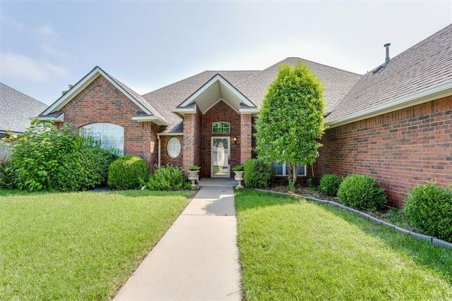 608 N Remington Way, Mustang, OK 73064