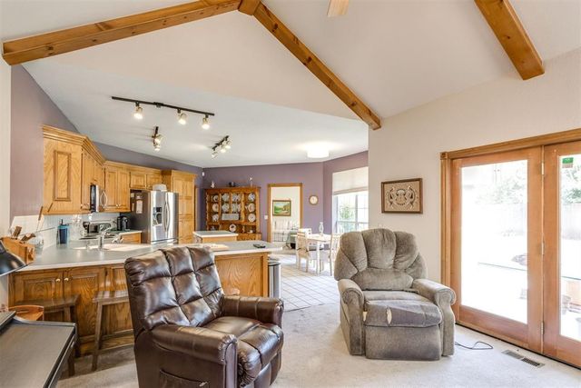 608 N Remington Way, Mustang, OK 73064