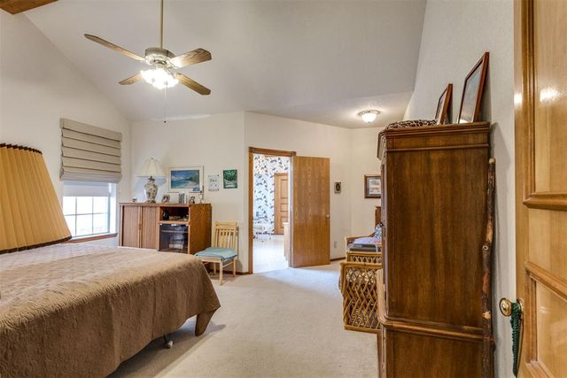 608 N Remington Way, Mustang, OK 73064