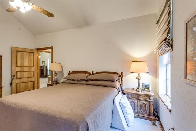 608 N Remington Way, Mustang, OK 73064