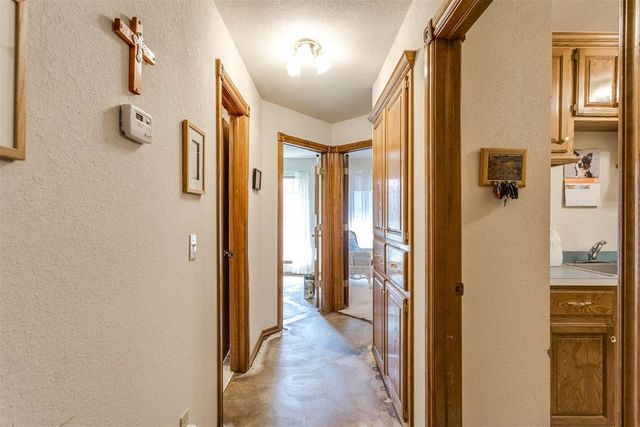 608 N Remington Way, Mustang, OK 73064