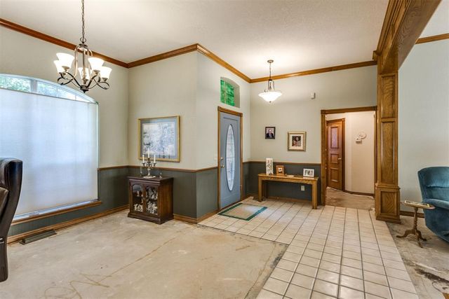 608 N Remington Way, Mustang, OK 73064