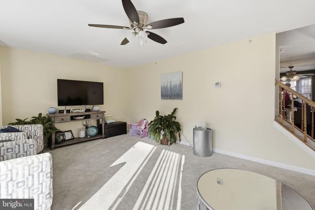 118 COURTLAND WOODS CIR, Baltimore, MD 21208