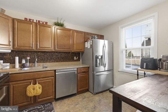 118 COURTLAND WOODS CIR, Baltimore, MD 21208