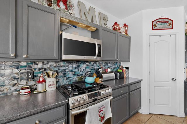 2512 Mountain Gate Lane SW, Albuquerque, NM 87121