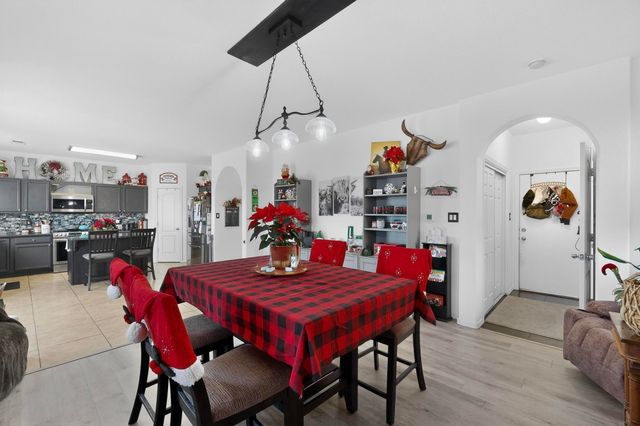 2512 Mountain Gate Lane SW, Albuquerque, NM 87121