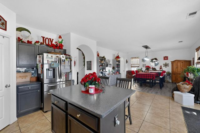 2512 Mountain Gate Lane SW, Albuquerque, NM 87121