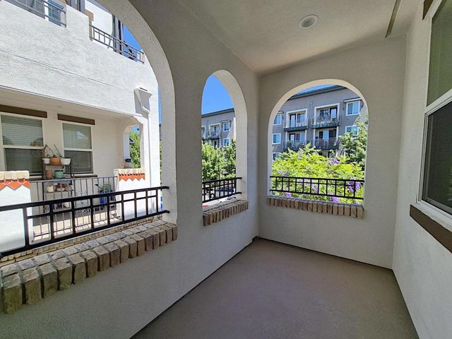 97 Montecito Vista Drive 8, San Jose, CA 95111