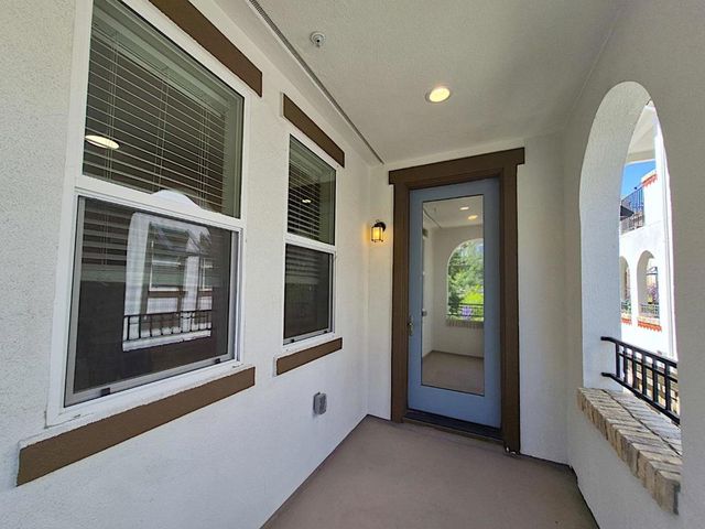 97 Montecito Vista Drive 8, San Jose, CA 95111