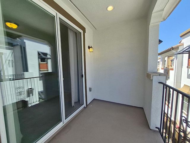97 Montecito Vista Drive 8, San Jose, CA 95111