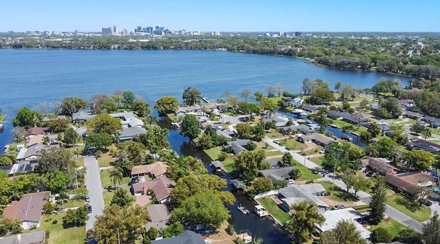 2601 WINDWARD COURT, Orlando, FL 32805