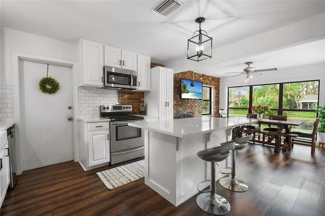 2601 WINDWARD COURT, Orlando, FL 32805