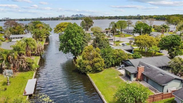 2601 WINDWARD COURT, Orlando, FL 32805