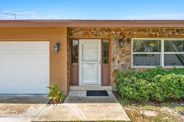 36 Mohican Way, Melbourne Beach, FL 32951