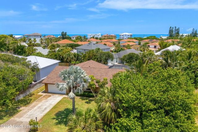 36 Mohican Way, Melbourne Beach, FL 32951