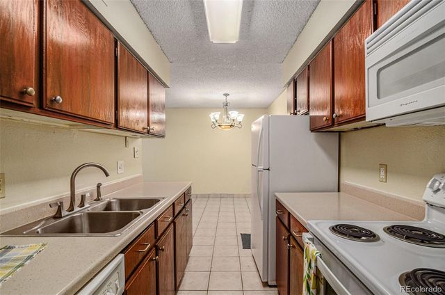 7335 E Quincy Avenue 208, Denver, CO 80237