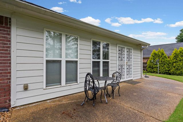 1510 WOLF RIDGE DR, Collierville, TN 38017