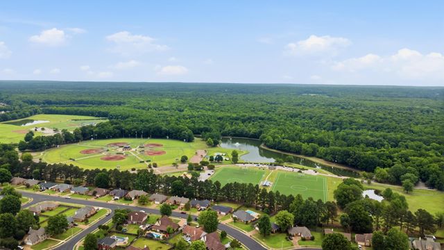 1510 WOLF RIDGE DR, Collierville, TN 38017