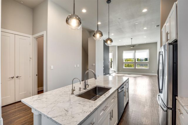 3816 Roseland Avenue C 200, Dallas, TX 75204