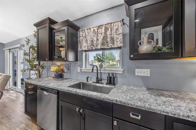 601 Gentry Lane, Tiffin, IA 52340