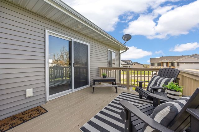 601 Gentry Lane, Tiffin, IA 52340