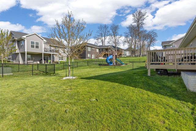 601 Gentry Lane, Tiffin, IA 52340