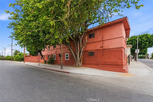 9027 Compton Avenue, Los Angeles, CA 90002