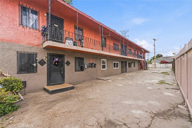 9027 Compton Avenue, Los Angeles, CA 90002