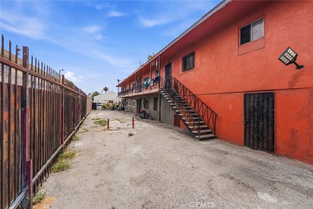 9027 Compton Avenue, Los Angeles, CA 90002