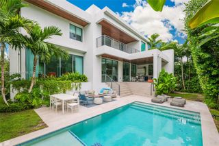 445 Ridgewood Rd, Key Biscayne, FL 33149
