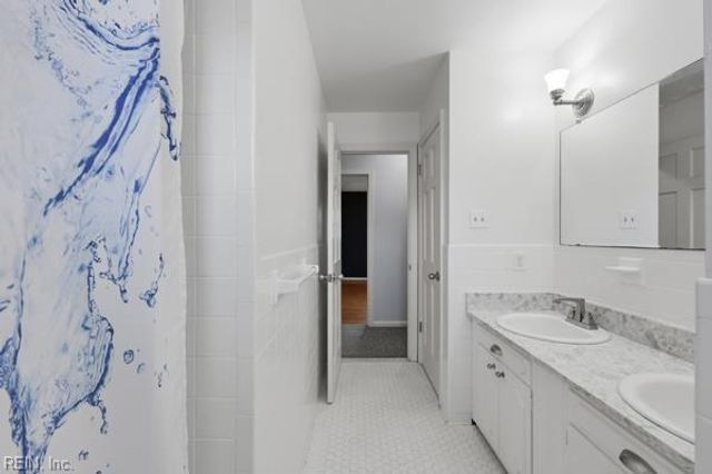 5233 Fairfield BLVD, Virginia Beach, VA 23464