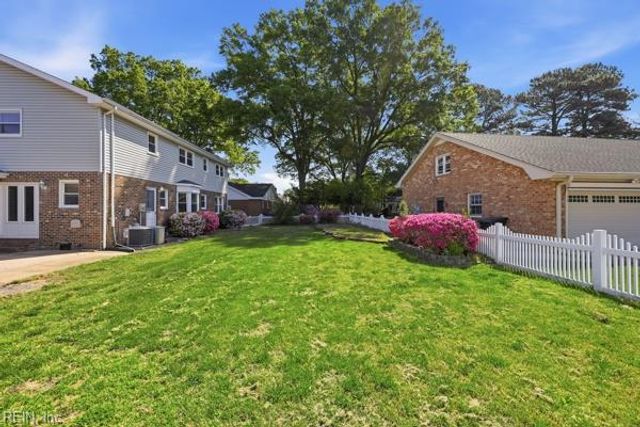 5233 Fairfield BLVD, Virginia Beach, VA 23464