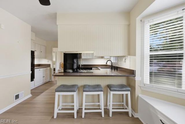 5233 Fairfield BLVD, Virginia Beach, VA 23464