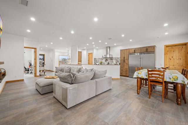 1140 Gary Lane, Escondido, CA 92026