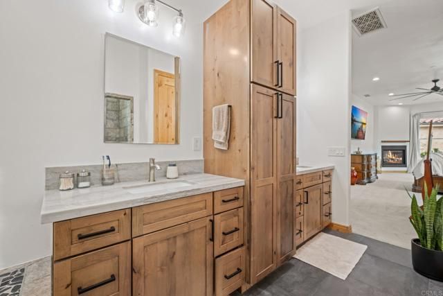 1140 Gary Lane, Escondido, CA 92026