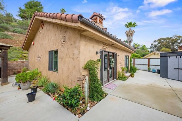 1140 Gary Lane, Escondido, CA 92026