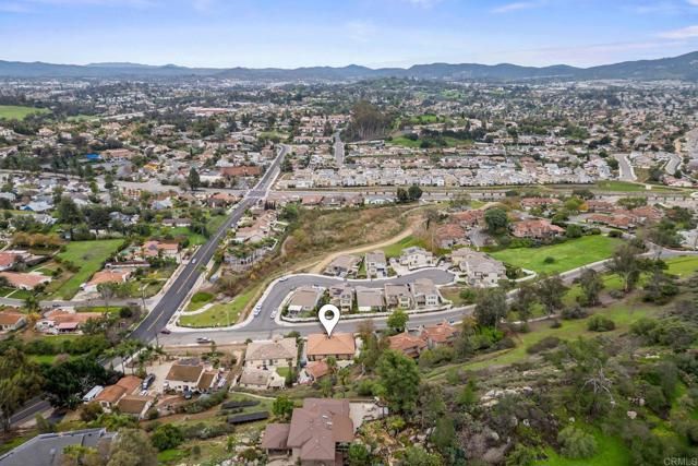 1140 Gary Lane, Escondido, CA 92026