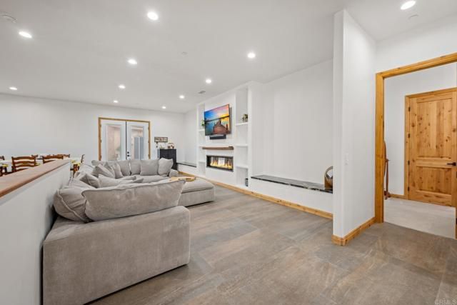 1140 Gary Lane, Escondido, CA 92026