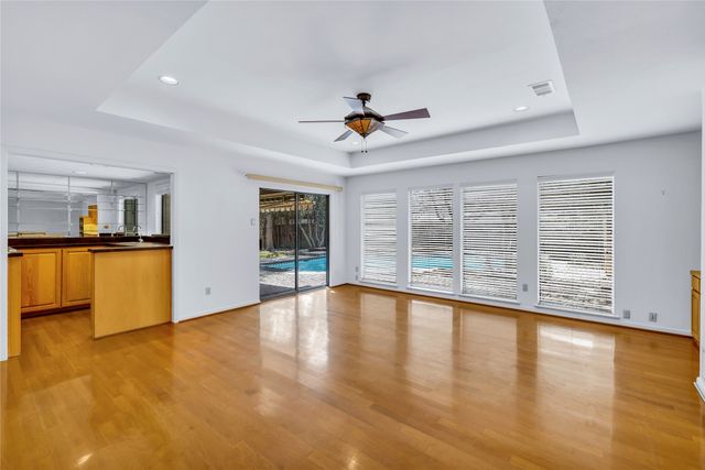 6326 Oakleaf Road, Dallas, TX 75248