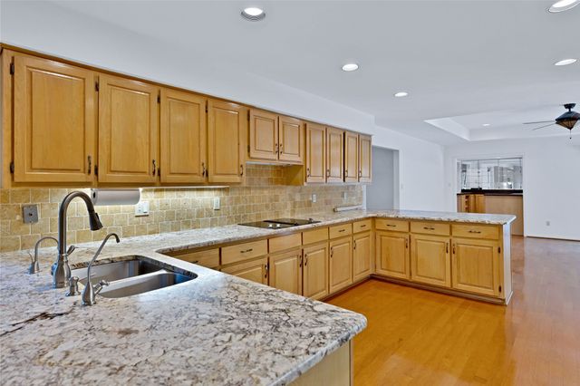 6326 Oakleaf Road, Dallas, TX 75248