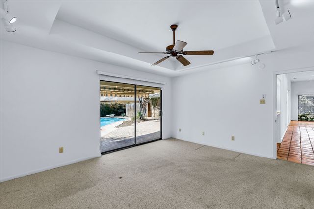 6326 Oakleaf Road, Dallas, TX 75248