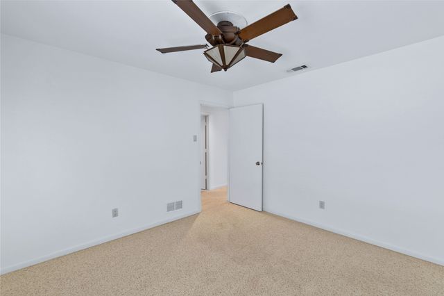 6326 Oakleaf Road, Dallas, TX 75248