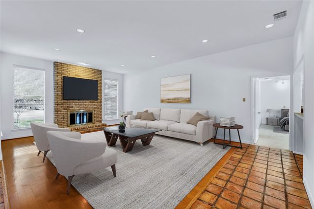 6326 Oakleaf Road, Dallas, TX 75248