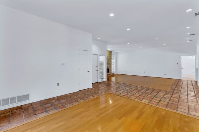 6326 Oakleaf Road, Dallas, TX 75248