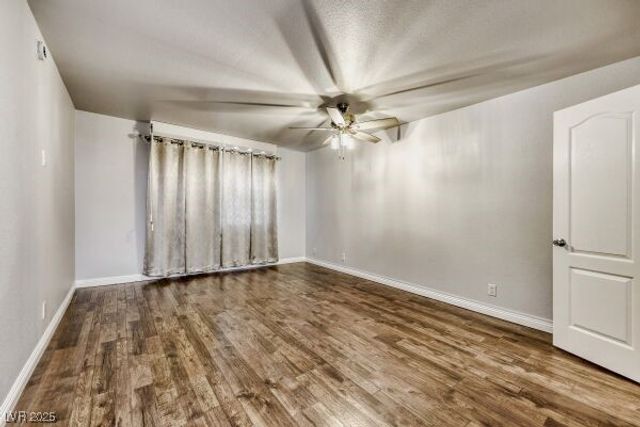 682 Oakmont Avenue 1507, Las Vegas, NV 89109