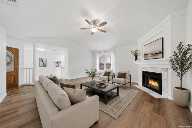 9231 DEER VLG, San Antonio, TX 78250