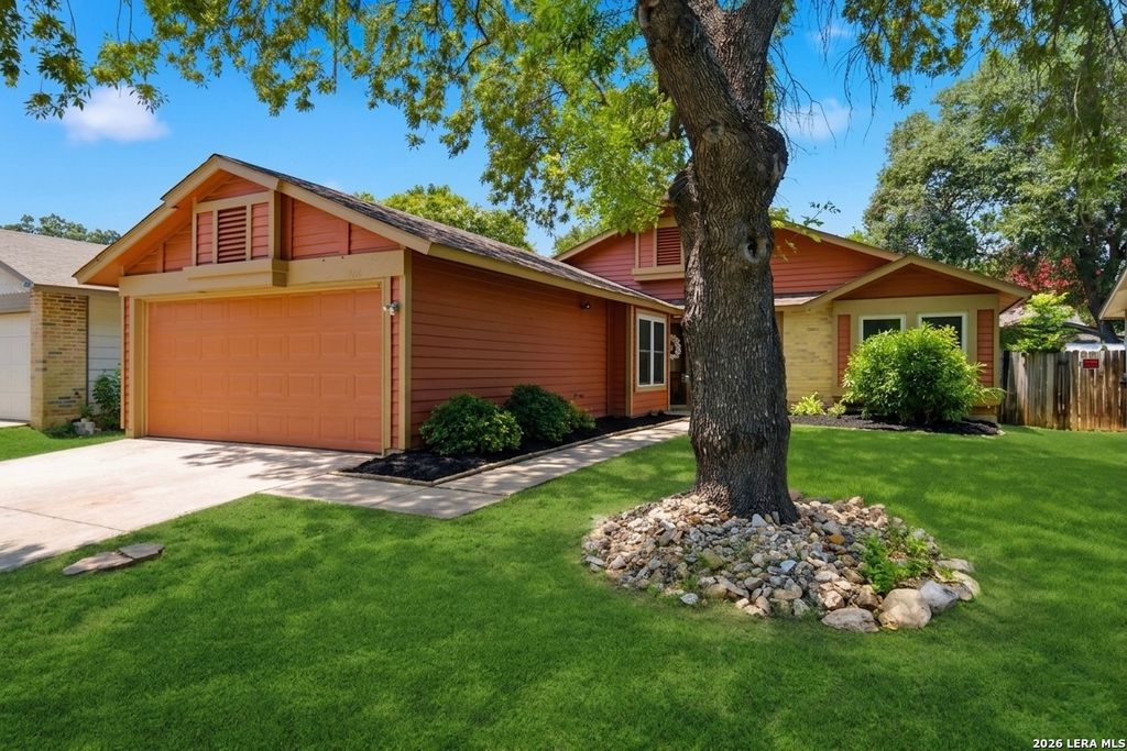 9231 DEER VLG, San Antonio, TX 78250