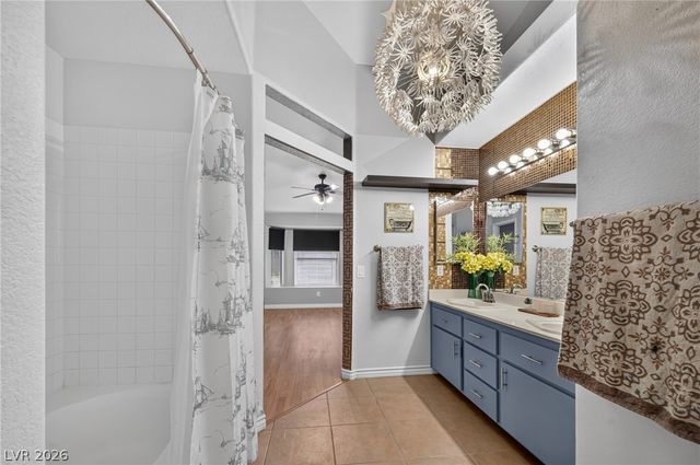 4029 Castle Cove Drive, Las Vegas, NV 89108