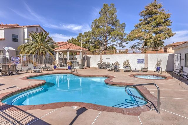 4029 Castle Cove Drive, Las Vegas, NV 89108