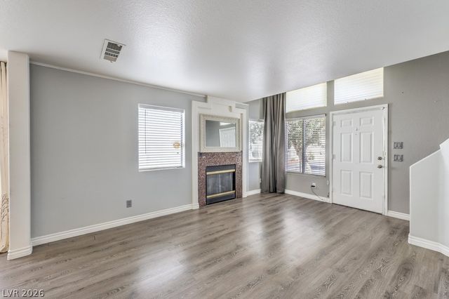 4029 Castle Cove Drive, Las Vegas, NV 89108